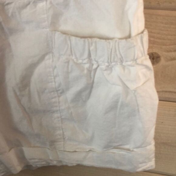Zara TRF Shorts - Picture 2 of 9